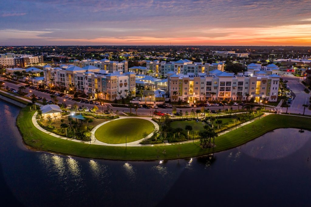 Center Pointe Apartments Viera