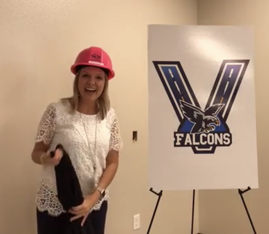 NEW MASCOT Unveiled for Viera Elementary School - Viera