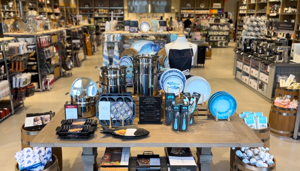 June 6, 2024 – The Avenue Viera is thrilled to announce leading culinary retailer Sur La Table, opened its first Central Florida location on June 6th.